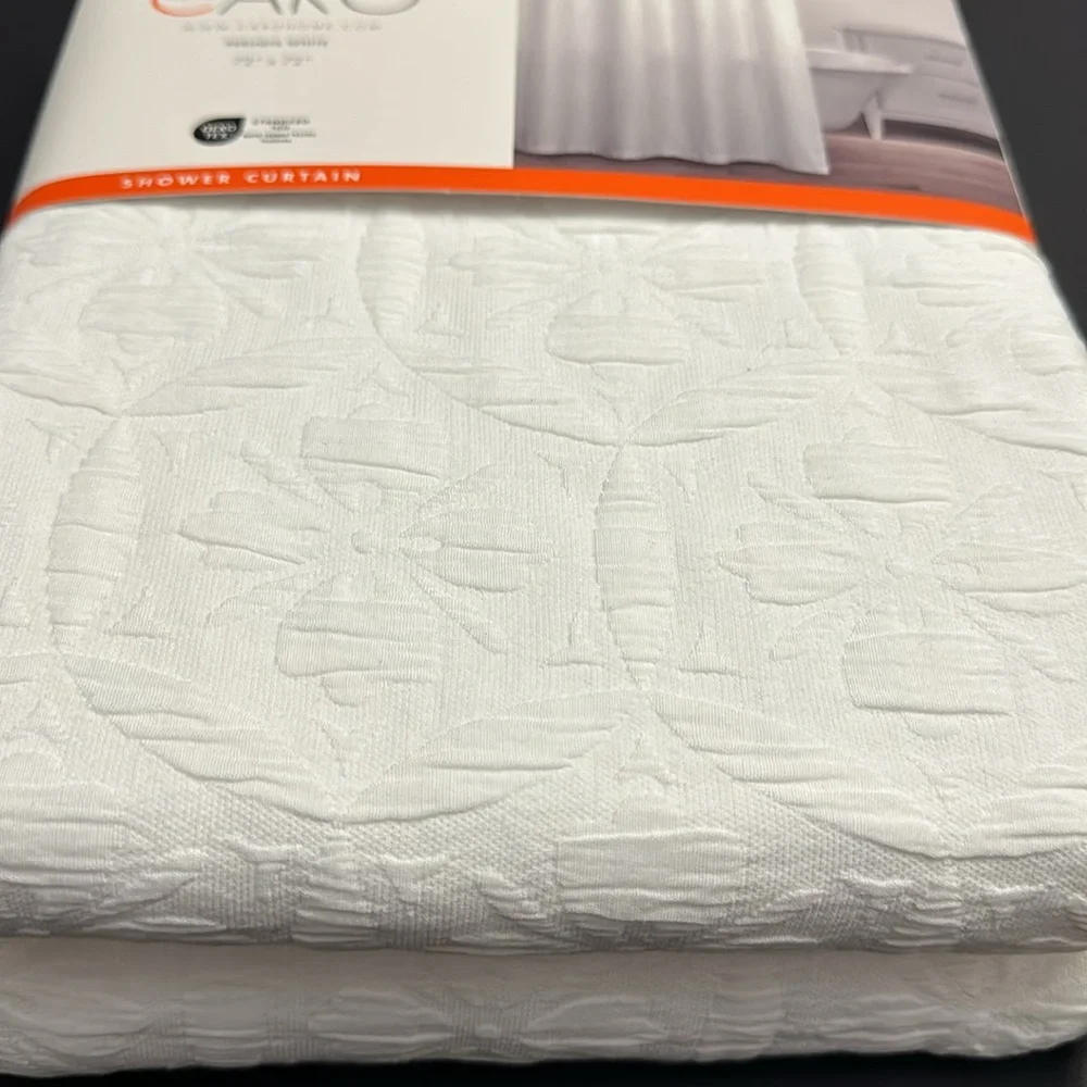 CARO HOME Shower Curtain - Perugia White - 72”x72”